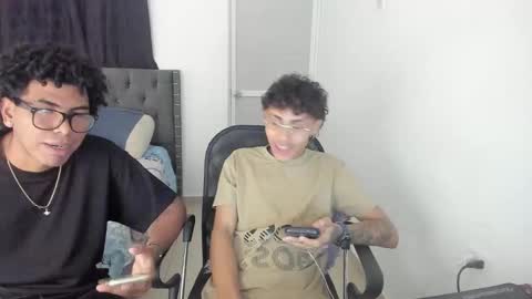 DOMINANT ALPHA KINGS online show from October 2025 11:38:02 PM