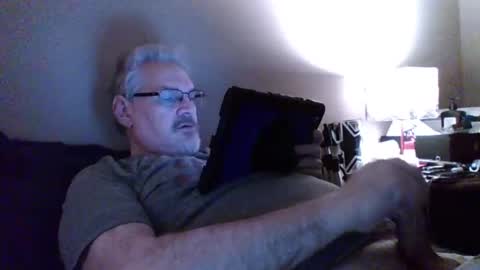 kingtongue10 online show from December 2024 12:49:01 PM