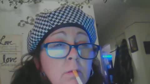 kinknest7591 online show from April 2026 07:01:01 AM