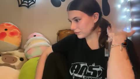 kinkycreative online show from November 2025 11:26:01 PM