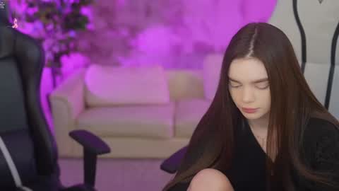 Snapshot of kira0541 chatting on February 2025 01:44:02 AM Sweet girls online show from February 2025 01:44:02 AM