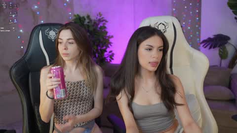 Snapshot of kira0541 chatting on March 2025 04:57:01 PM Sweet girls online show from March 2025 04:57:01 PM
