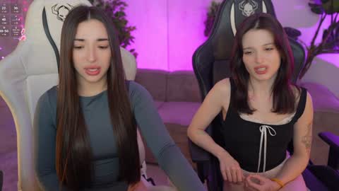 Snapshot of kira0541 chatting on March 2025 08:53:01 PM Sweet girls online show from March 2025 08:53:01 PM