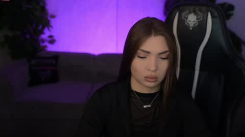 Snapshot of kira0541 chatting on November 2025 06:24:02 AM Sweet girls online show from November 2025 06:24:02 AM