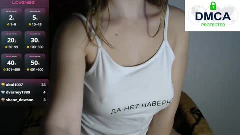 Snapshot of kira_blonde_angel chatting on January 2025 07:32:02 AM Kira online show from January 2025 07:32:02 AM