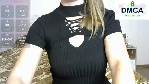 Snapshot of kira_blonde_angel chatting on February 2025 01:16:02 PM Kira online show from February 2025 01:16:02 PM