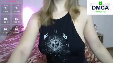 Snapshot of kira_blonde_angel chatting on February 2025 07:35:01 AM Kira online show from February 2025 07:35:01 AM