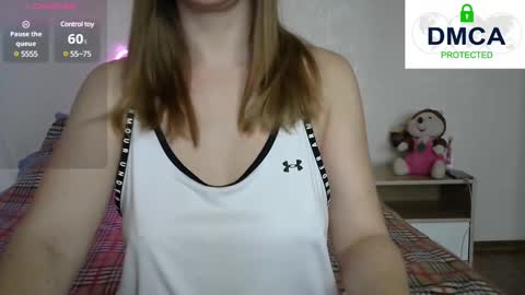 Snapshot of kira_blonde_angel chatting on March 2025 01:46:01 PM Kira online show from March 2025 01:46:01 PM