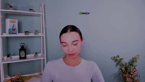 kira_light__ online show from October 2025 02:17:02 PM