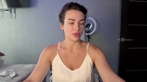 Kira love1 online show from July 2026 08:43:01 AM