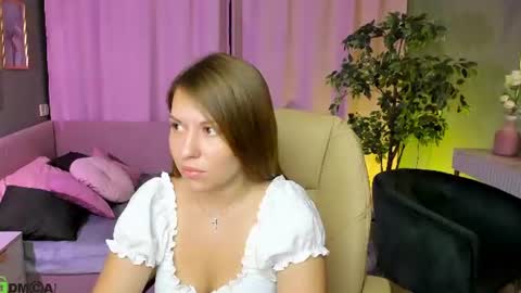 Snapshot of kira_miragee chatting on July 2026 01:20:01 AM Kira online show from July 2026 01:20:01 AM