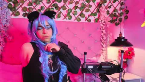 Kira online show from May 2026 08:17:01 PM