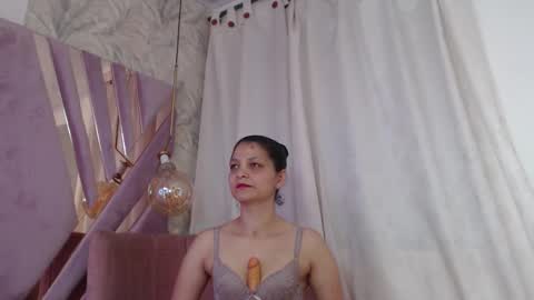 kiraawild online show from October 2025 03:46:02 PM