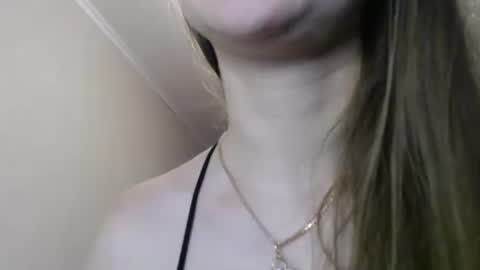 KiraGoldens online show from January 2025 10:30:01 AM