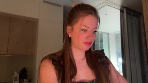 Kira online show from January 2026 03:17:01 PM