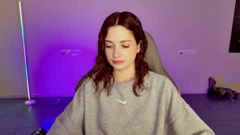 kiravair online show from February 2026 01:04:01 PM