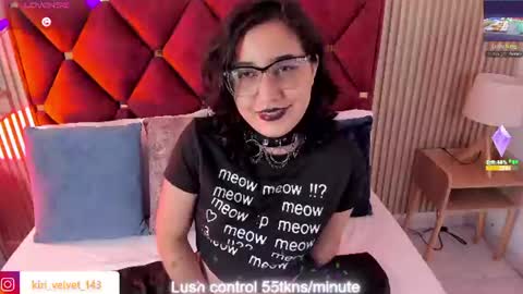 Snapshot of kirivelvet chatting on June 2026 03:42:01 AM Samantha Velvet online show from June 2026 03:42:01 AM