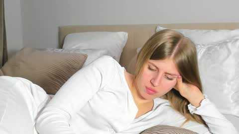 Kira online show from February 2026 09:46:01 PM