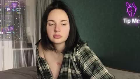 Kira online show from March 2026 04:24:02 PM