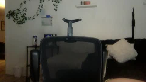 Snapshot of kissahsins chatting on September 2025 03:42:02 AM Kissah Kreampuff online show from September 2025 03:42:02 AM