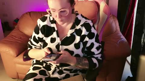 Snapshot of kissica chatting on January 2025 03:43:01 PM kissica online show from January 2025 03:43:01 PM