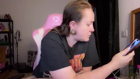 kissica online show from November 2025 05:01:02 AM