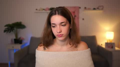 Sisi online show from October 2025 01:18:01 PM