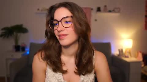 Sisi online show from February 2026 02:42:02 PM