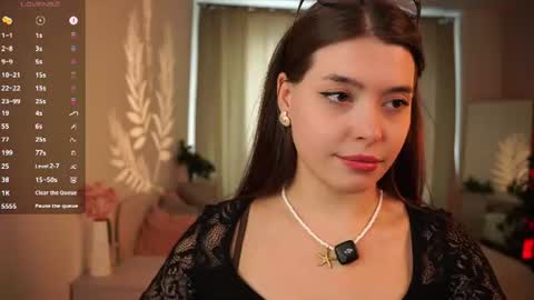 Lola online show from June 2026 10:15:01 AM