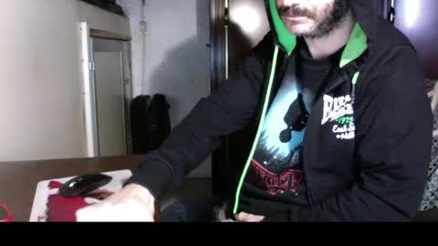 kissofbanned1983 online show from October 2025 11:01:01 AM