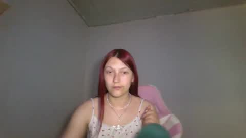kiti_kitiss online show from April 2026 01:04:01 PM