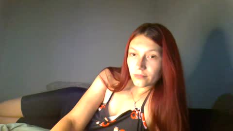 Snapshot of kiti_kitiss chatting on June 2026 06:20:01 PM kiti_kitiss online show from June 2026 06:20:01 PM