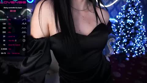 kitness online show from December 2024 11:24:01 PM