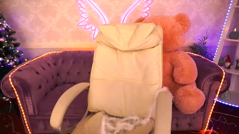 kitness online show from December 2024 11:09:02 PM