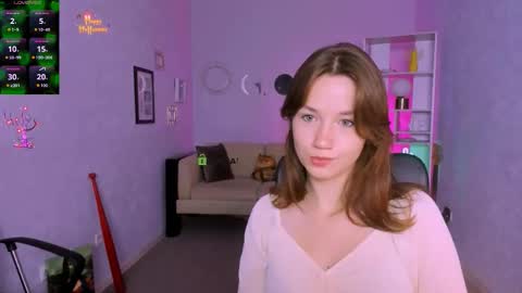 kitniss online show from November 2025 08:18:01 PM