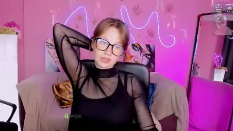 Snapshot of kitniss_dreamy chatting on July 2026 11:39:02 PM kitniss online show from July 2026 11:39:02 PM