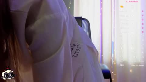 The sexy fox Kitsune online show from March 2026 06:35:01 AM