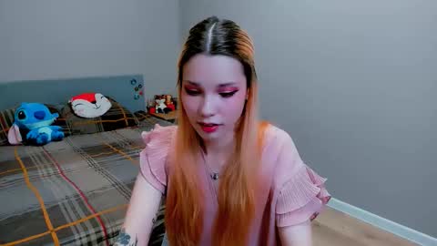 Alissa online show from October 2025 06:49:01 PM
