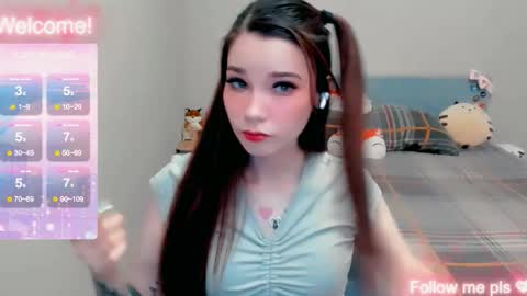 Alissa online show from December 2025 07:43:01 PM