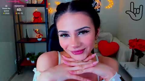 Snapshot of kitti__ chatting on June 2026 01:28:01 AM Kitti online show from June 2026 01:28:01 AM
