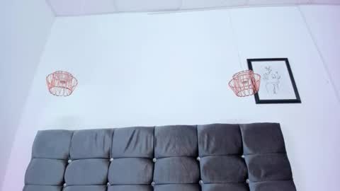 Kitti Love 3 online show from February 2026 04:36:02 PM