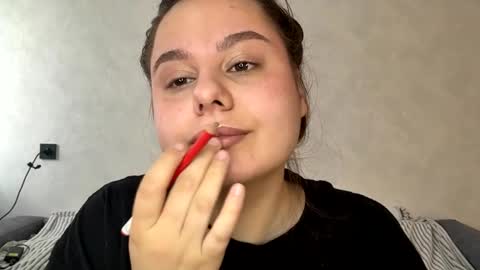 Ellaiza online show from April 2026 08:31:02 AM