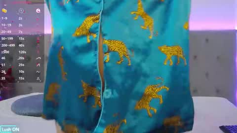 Snapshot of kittiexmoon chatting on September 2025 04:34:02 AM Kittie online show from September 2025 04:34:02 AM