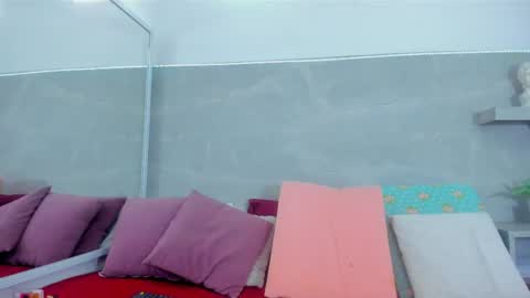 Kitty Dream01 online show from April 2026 07:37:01 PM