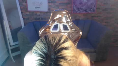 kitty_fox_b online show from December 2024 03:53:02 PM