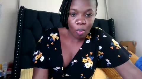 Snapshot of kitty_kerry chatting on June 2026 07:51:01 AM kitty_kerry online show from June 2026 07:51:01 AM