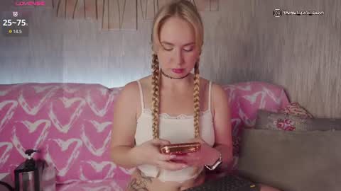 Kelsi and Ricky online show from July 2026 08:16:01 AM