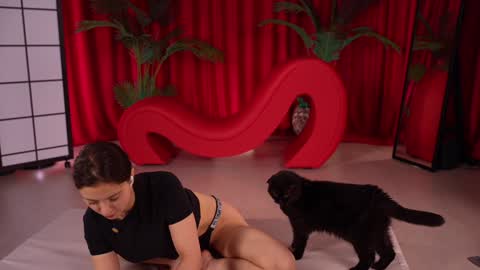 Katya online show from October 2025 06:39:02 PM