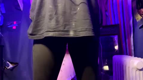 Snapshot of kittycat929709 chatting on December 2024 01:31:02 AM Drip maker online show from December 2024 01:31:02 AM