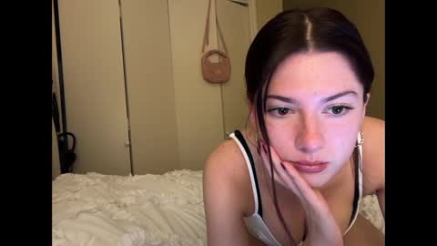 Snapshot of kittycherries chatting on December 2024 05:31:02 AM Ivy online show from December 2024 05:31:02 AM